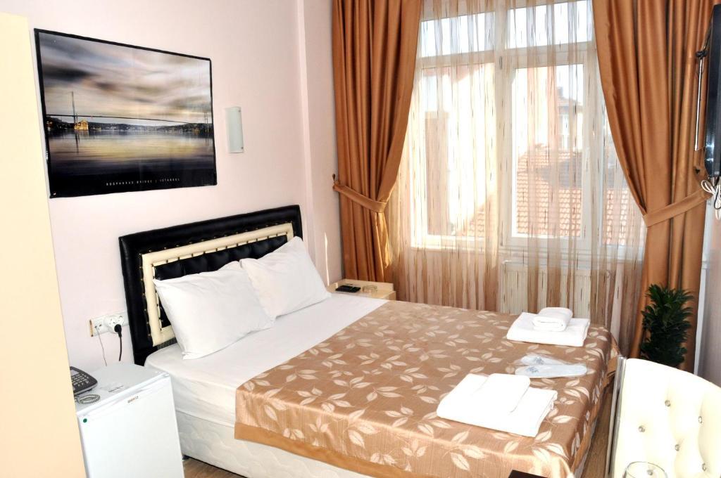 Bade 2 Hotel Istanbul Room photo